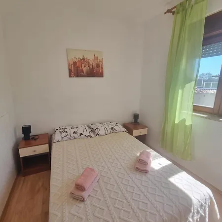 Stefy-100 M From The Sea Apartment *